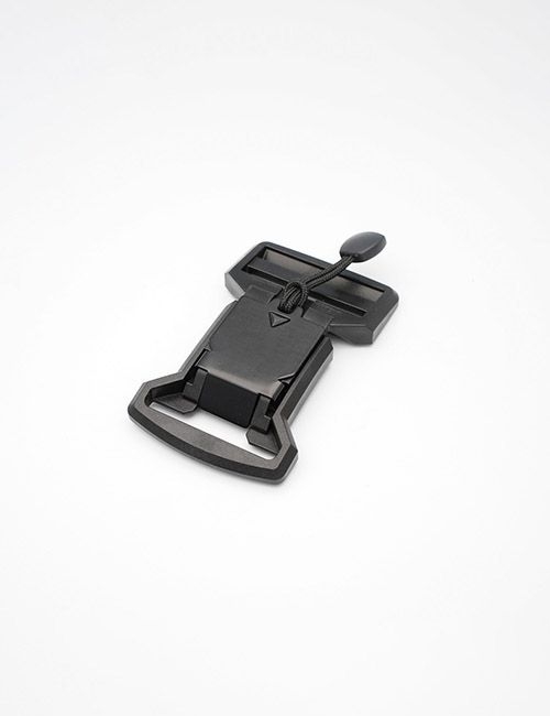 1 1/2" (38MM), Cataramă cu eliberare prin împingere, plastic, QMC8001